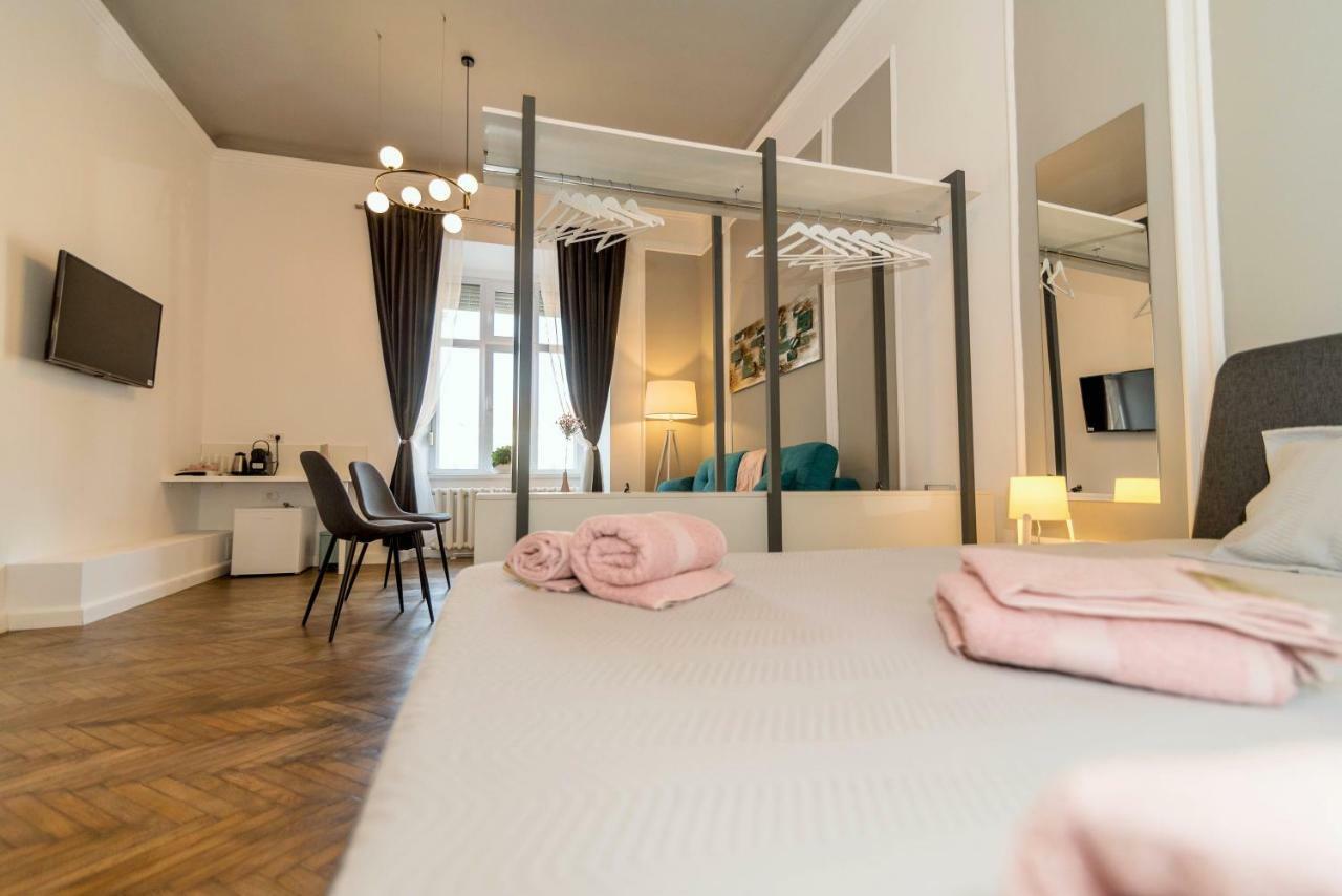Central Premium Suites ทิมิชัวรา ภายนอก รูปภาพ