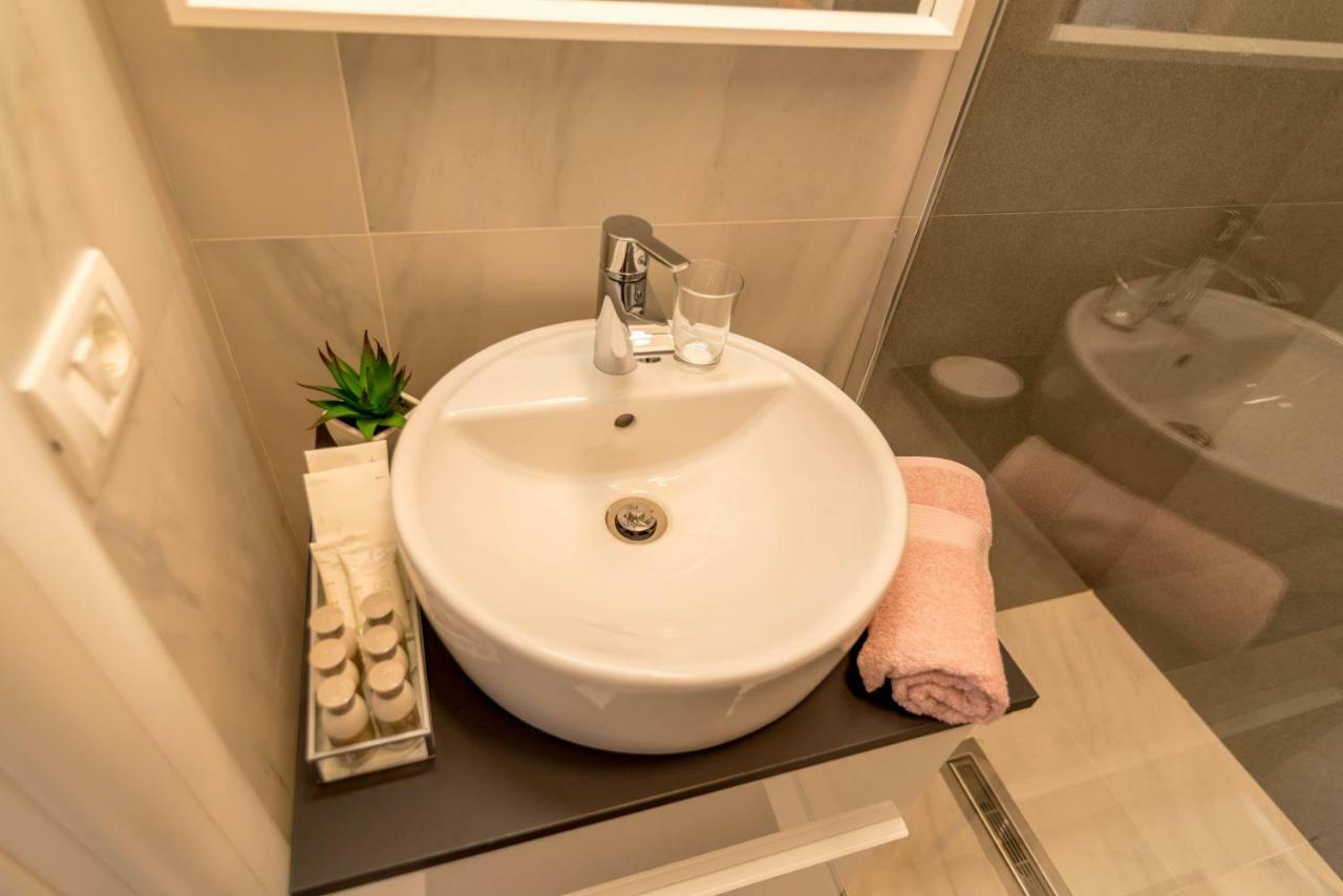 Central Premium Suites ทิมิชัวรา ภายนอก รูปภาพ